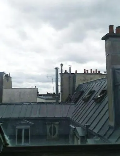 Studette Tout Equipee Pour 1 Pers- 8 Eme Arr Paris